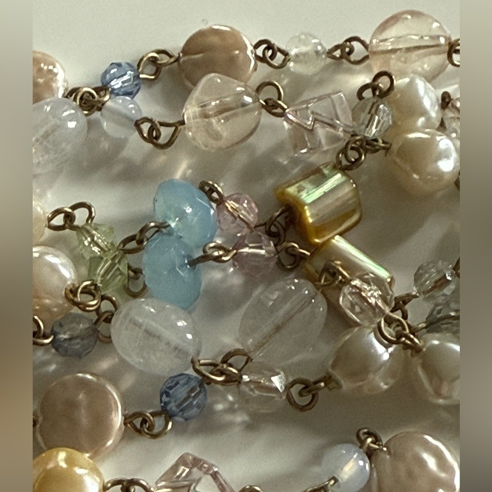 🐚 20” Genuine Shell with Pastel Beads Gold Tone Necklace by Cookie Lee